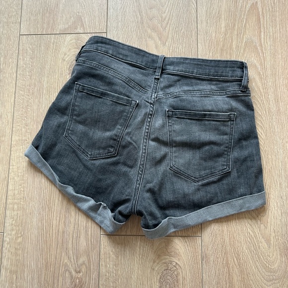 Small shorts bundle - Picture 7 of 9